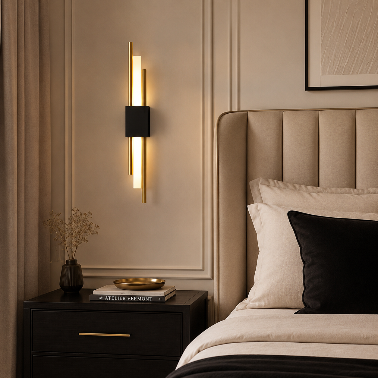 Applique Murale LED Moderne en Laiton — Design Vertical Premium