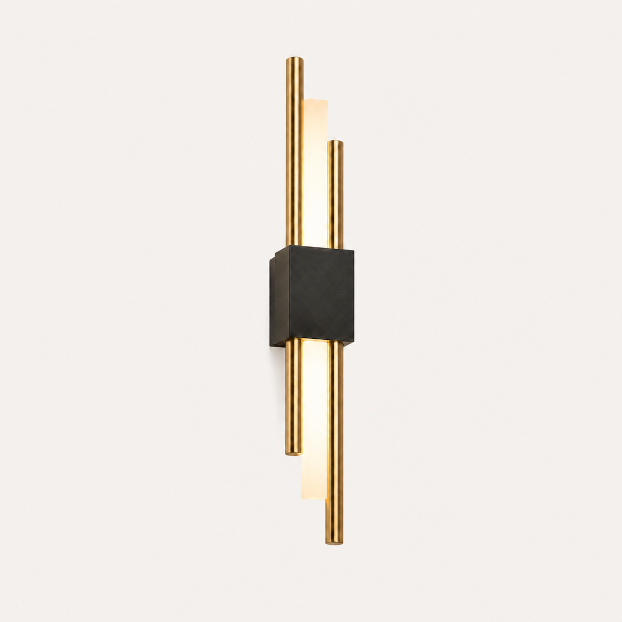 Applique Murale LED Moderne en Laiton — Design Vertical Premium